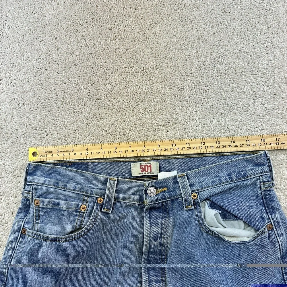 Levi's 501 XX Jeans 32x31 Blue Denim Straight Leg Button Fly 2000s